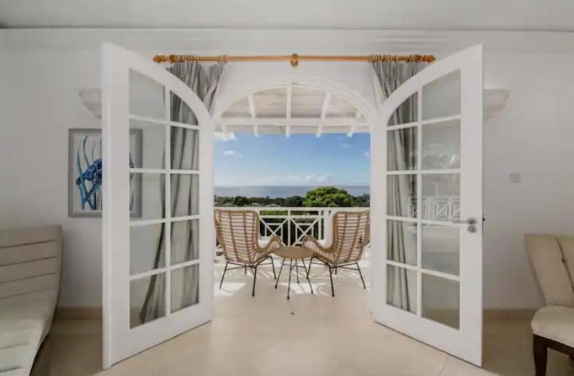 Purple Haze - Infinity Pool Holiday Home Minutes From The Island'S Best Beaches 圣詹姆斯 外观 照片